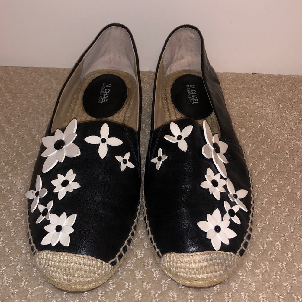 Micheal Kors Flats/Espadrilles